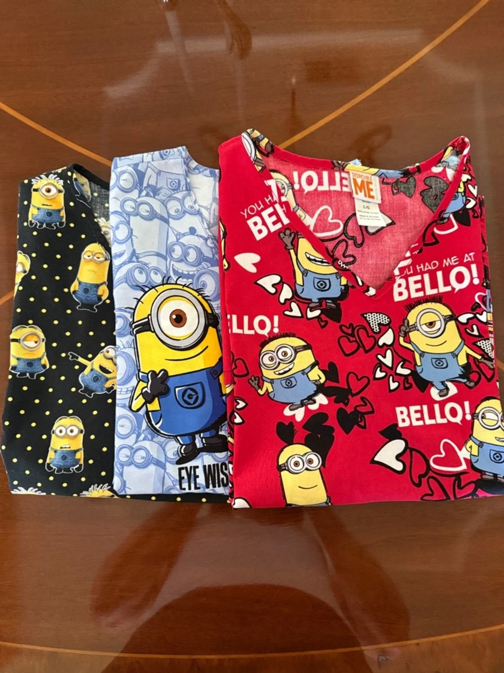 Minion print Scrub tops - Picture 1 of 16